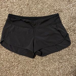Lululemon black shorts sz 8